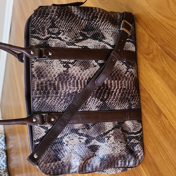 Snake Skin Laptop Cross Body - Picture 2 of 12